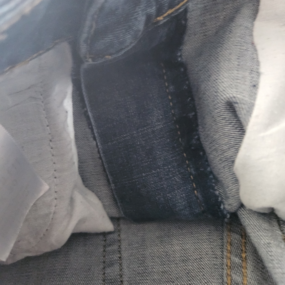 Izod Relaxed Fit Denim Jeans - Picture 8 of 15
